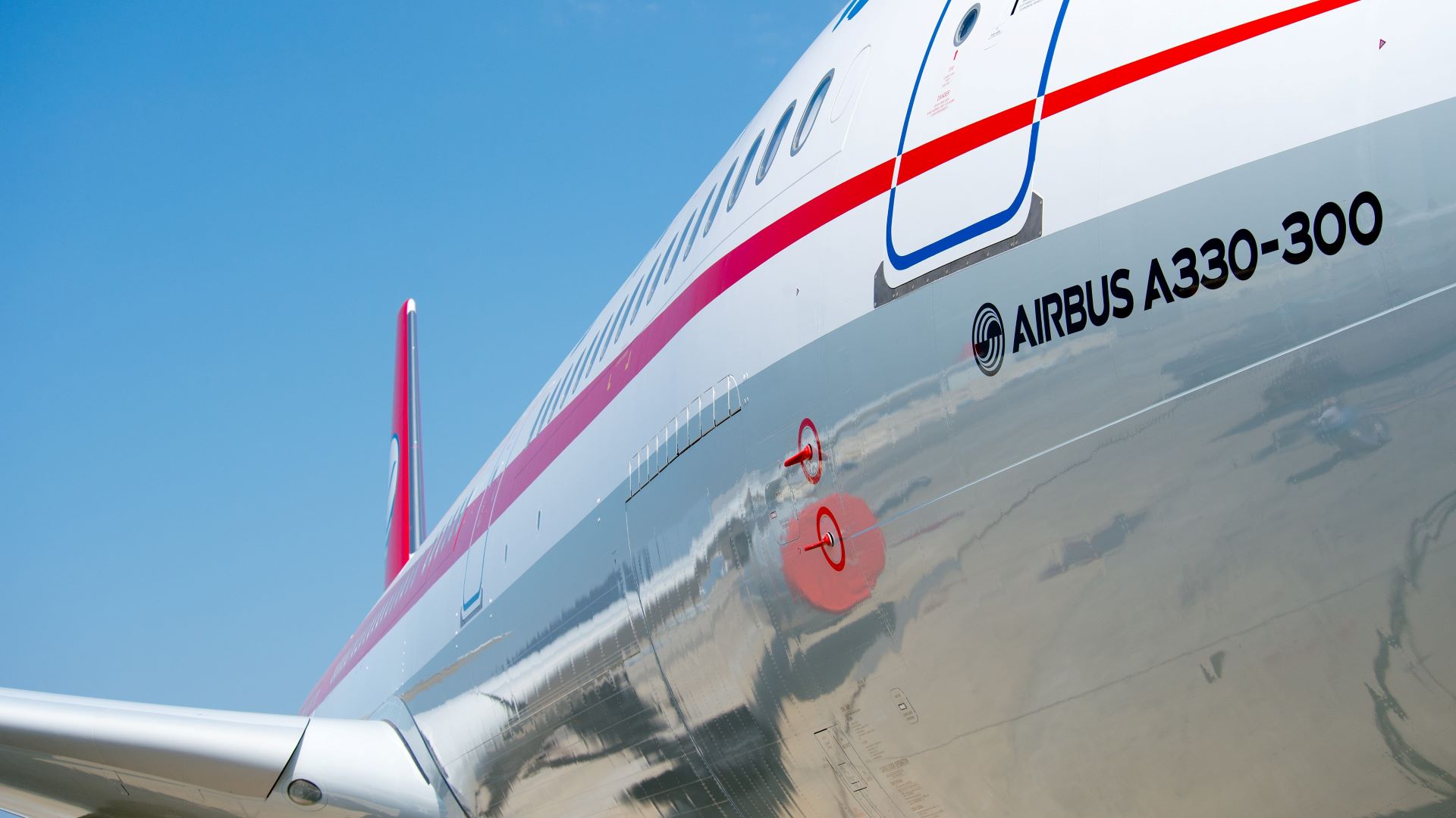 France-based Vallair introduces &lsquo;soft&rsquo; cargo conversion for Airbus A330 jet